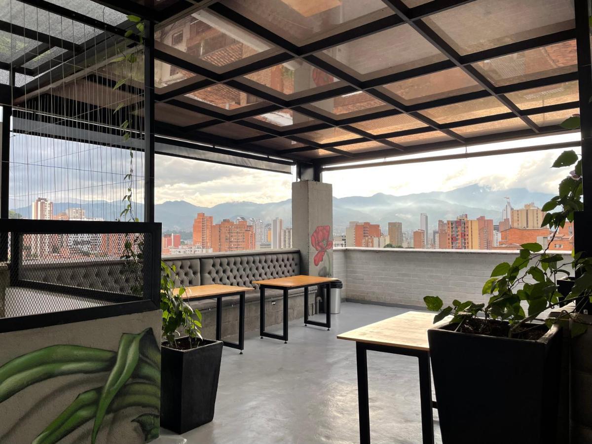 Edificio Helena Lägenhet Medellín Exteriör bild