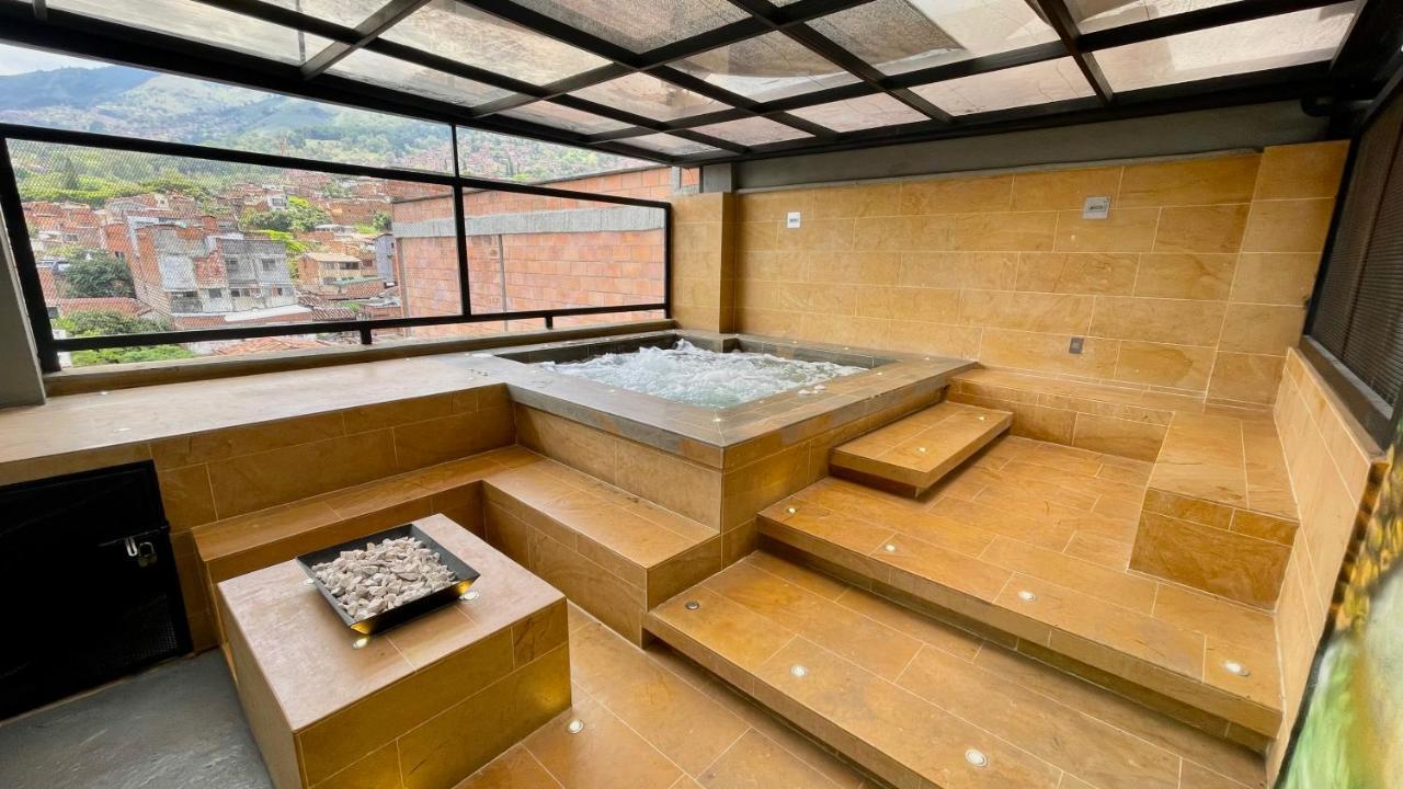 Edificio Helena Lägenhet Medellín Exteriör bild